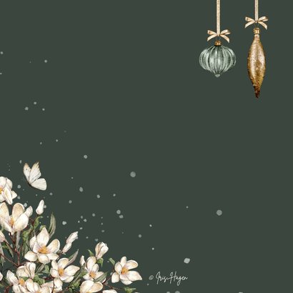 Kerstkaart in groen met kerstkrans en vlinders 2