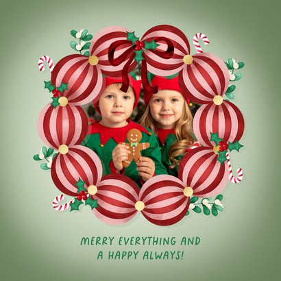 Kerstkaart kerstballen kerstkrans 'Fijne Kerst!' 2