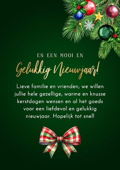 Kerstkaart kerstkrans kerstballen sterren strik en foto 3