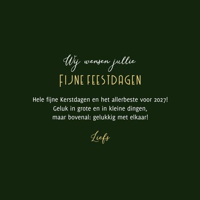 Kerstkaart kersttakjes krans goud hartjes foto 3