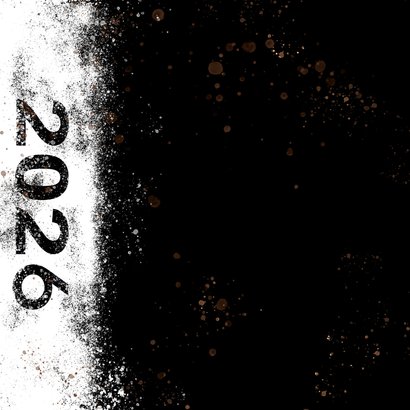 Kerstkaart koperen ster sneeuw en label 2026 2