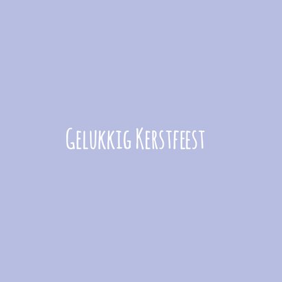 Kerstkaart met een klein elfje op een blauwe achtergrond 3
