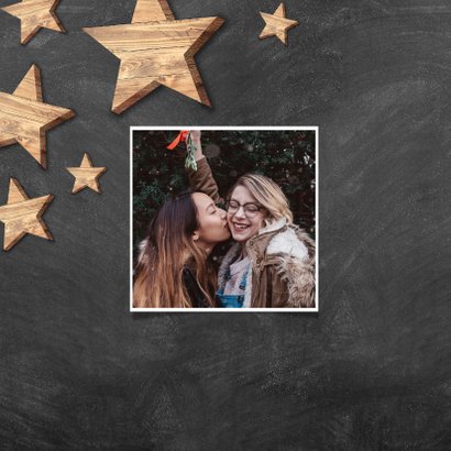 Kerstkaart met houten sterren, Merry Christmas en krijtbord 2