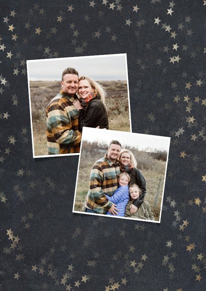 Kerstkaart met krijtbord achtergrond, sterren en 4 foto's 2