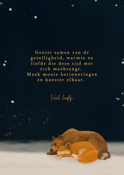 Kerstkaart met slapende beer vos en egel in de sneeuw 3