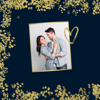 Kerstkaart save the date goud confetti hartjes foto 2