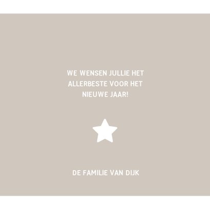 Kerstkaart vierkant met foto's, ster en jaartal 2020 3