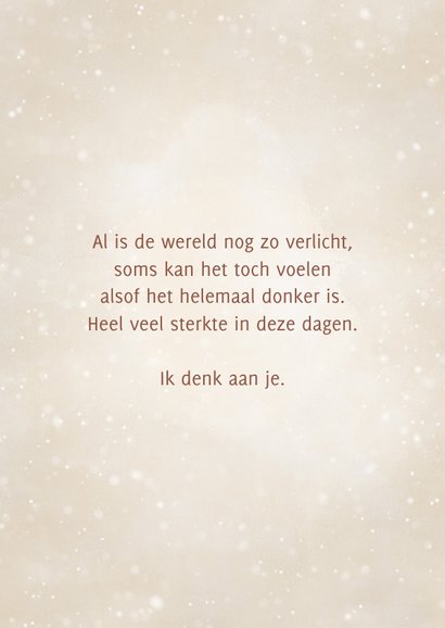Kerstkaartje lichtpuntje handen met lichtgevende ster 3