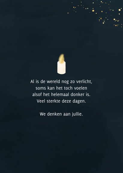 Kerstkaartje met illustratie drie kaarsen veel lichtpuntjes 3