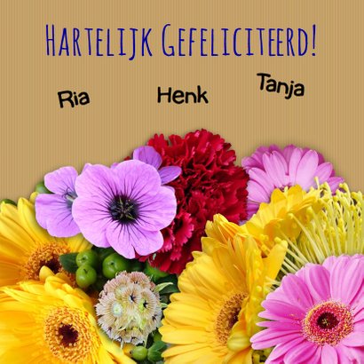 Kleurige verjaardagskaart met mooi boeket bloemen 3