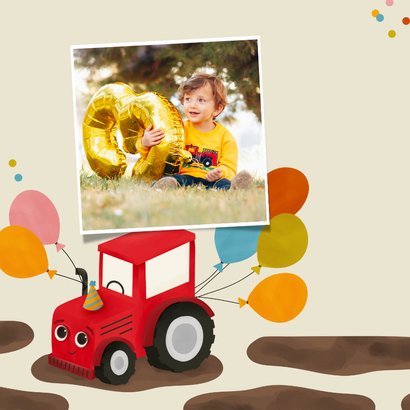 Kleurrijke verjaardagskaart rode tractor ballonnen 2