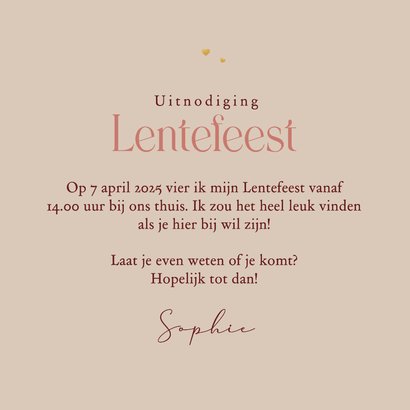 Lentefeest stijlvol bloemen meisje uitnodiging hartjes 3