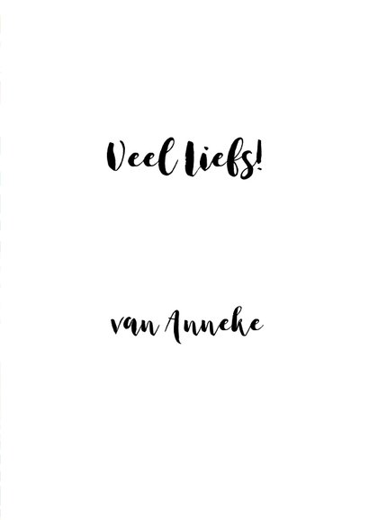 Leuke liefde kaart met blaadjes en hartje in tekst 3