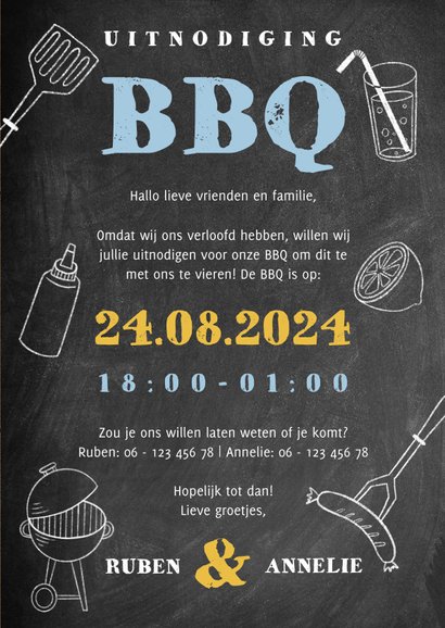 Leuke uitnodiging voor een BBQ met hout, krijtbord en foto's 3