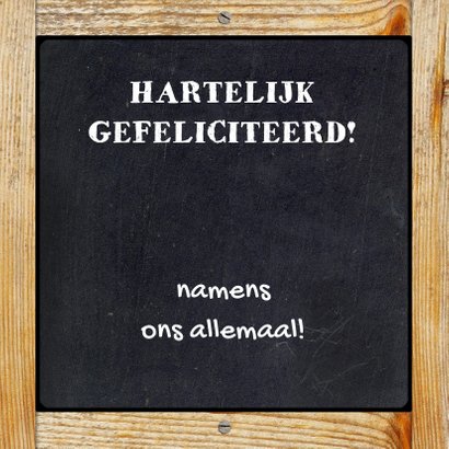 Leuke verjaardagskaart witte teksten op zwart krijtbord 3
