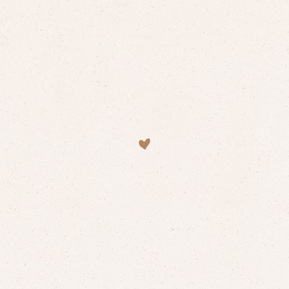 Lief bruin geboortekaartje met papiertextuur met stipjes Achterkant