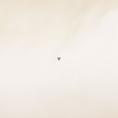 Lief en naturel geboortekaartje beige waterverf hartje Achterkant