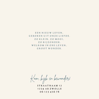 Lief geboortekaartje jongen met blauw regenboog hangertje 2