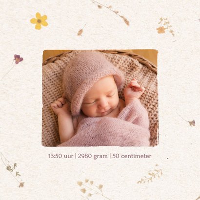 Lief geboortekaartje met gedroogde bloemen beige 2