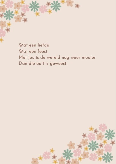 Lief geboortekaartje met schattige bloemetjes 2