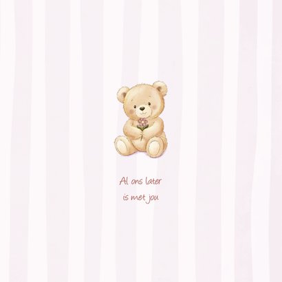 Lief geboortekaartje teddybeer op roze strepen achtergrond 2
