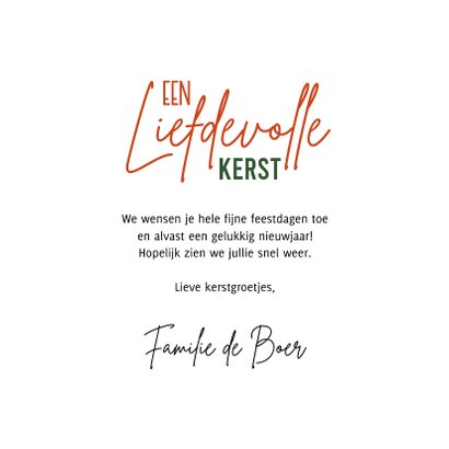 Liefdevolle kerstkaart in hartvorm en