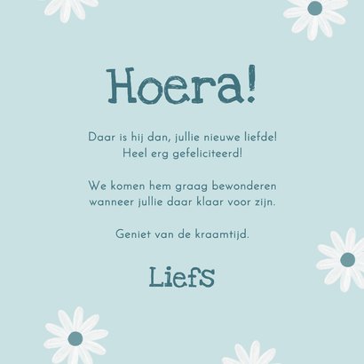 Lieve felicitatiekaart met madeliefjes voor geboorte zoon 3