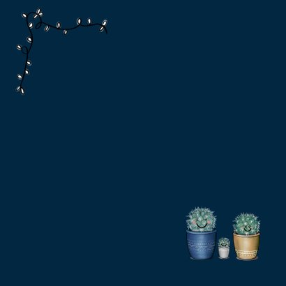 Lieve kerstkaart met illustratie van vrolijk cactusgezin Achterkant