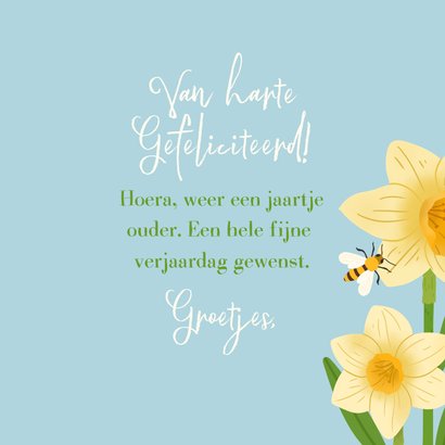 Lieve verjaardagskaart met narcissen en bijen 3