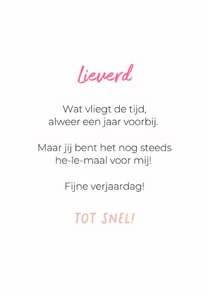 Lieve verjaardagskaart van vrolijke hond met tong uit bek 3