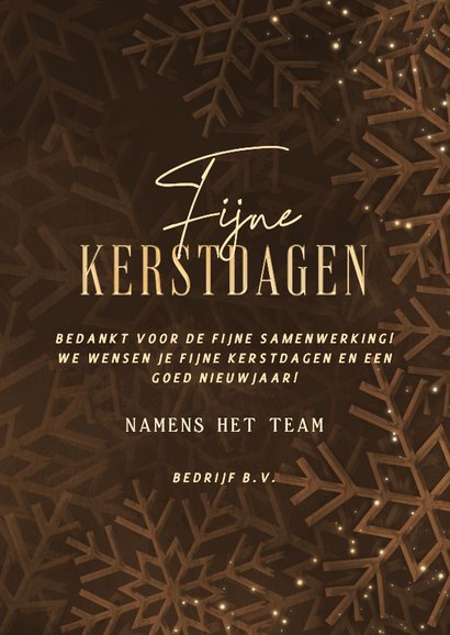 Logo kerstkaart zakelijk met sprankelende kerstbal en sneeuw 3