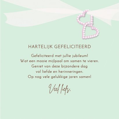 Mand met oranje rozen, lint en hartjes 3