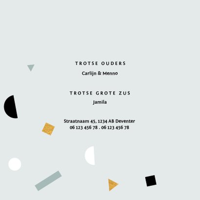 Minimalistisch geboortekaartje met speelse confetti 2
