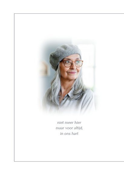 Minimalistische rouwkaart met kader en grote foto 2