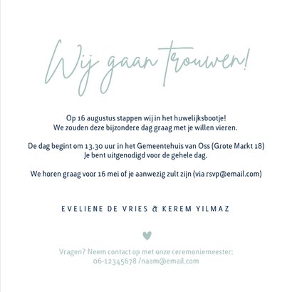 Minimalistische trouwkaart met namen in holografisch folie 3