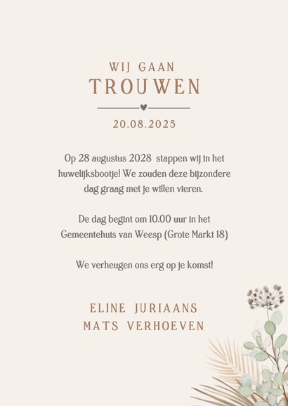 Minimalistische trouwkaart uitnodiging met droogbloemen 3