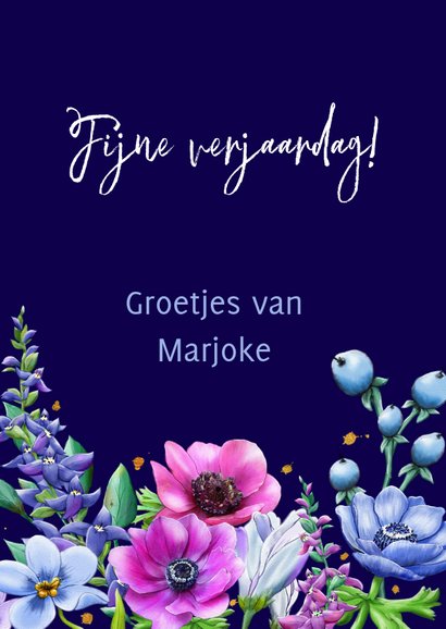 Mooie verjaardagskaart met rozen en diverse andere bloemen 3