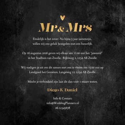 Mr and mr gay trouwkaart goud hartje krijtbord 3