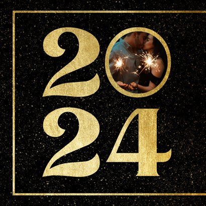 Nieuwjaarskaart 2024 met foto en gouden kader 2