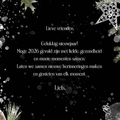 Nieuwjaarskaart 2026 label op sneeuw 3