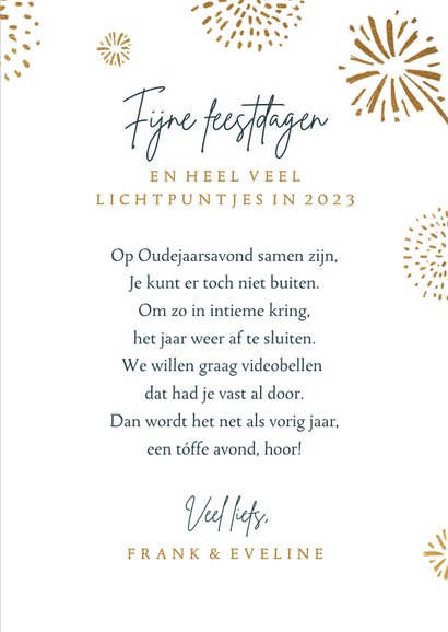 Nieuwjaarskaart vuurwerk goud 2023 foto lichtpuntjes 3