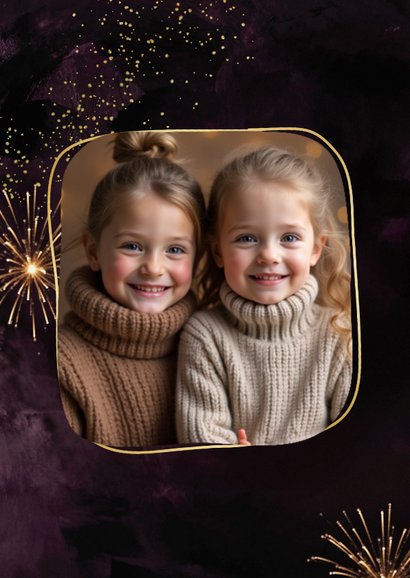 Nieuwjaarskaartje liefdevolle feestdagen goud paars vuurwerk 2