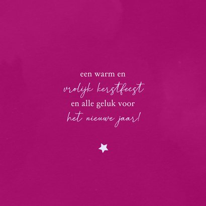 Nieuwjaarskaartje met roze waterverf en groot jaartal 2