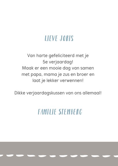 Rechthoekige wenskaart met tekening van een dino op de fiets 3