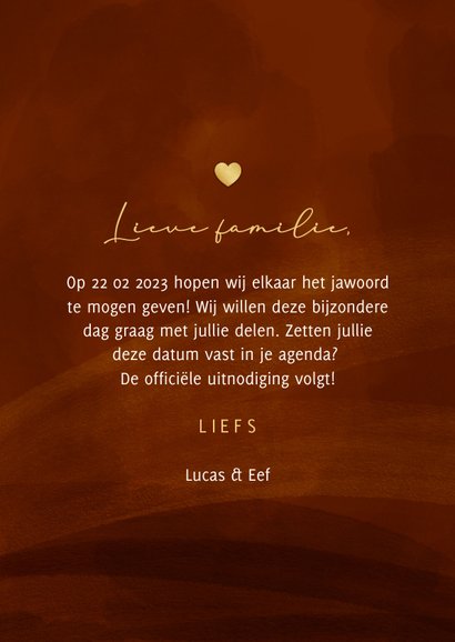 Save the date kaart met foto en hart op achtergrond 3