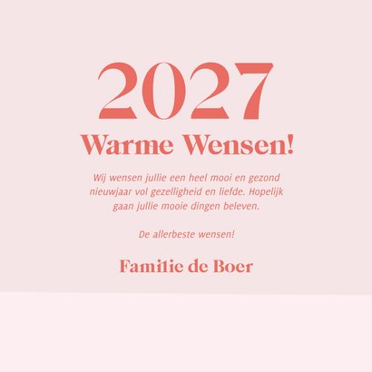 Schattige roze nieuwjaarskaart met ijsbeertjes in de sneeuw 3