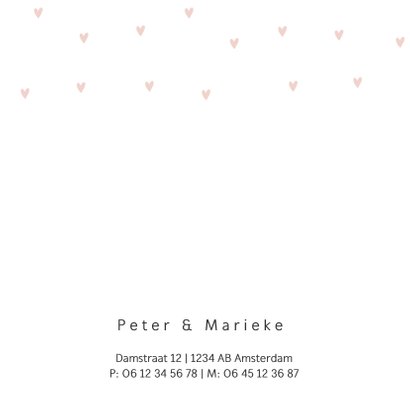 Silhouet geboortekaartje meisje met hartjes 2
