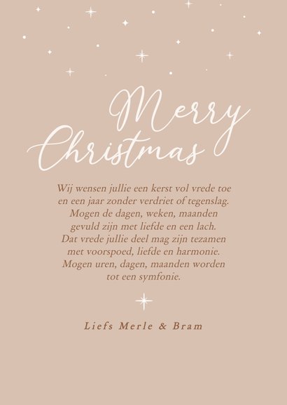 Stijlvol beige kerstkaartje met een foto in boog en sterren 3