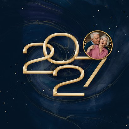 Stijlvolle 2027 kerstkaart met marmer swirl 2