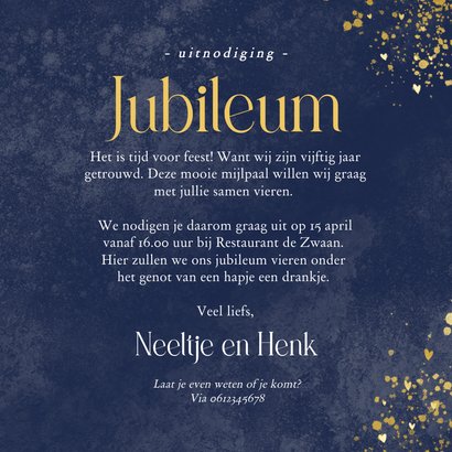 Stijlvolle blauwe 50 jubileum uitnodiging met gouden zwanen 3